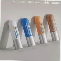 Camaleon Magic Barra de Labios Color Rojo 4 gr